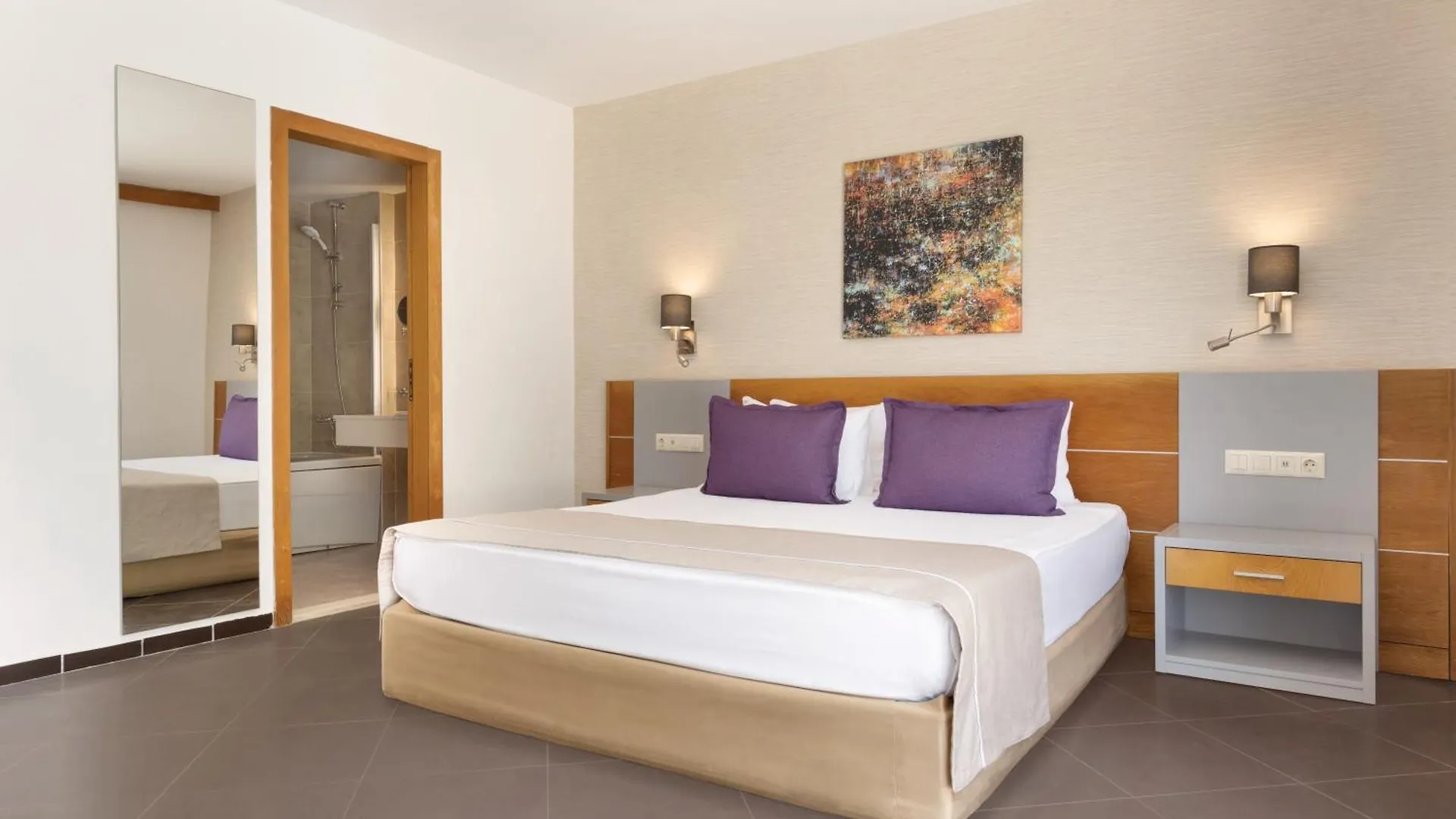 Hotel La Quinta By Wyndham Bodrum