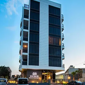  Otel Demir