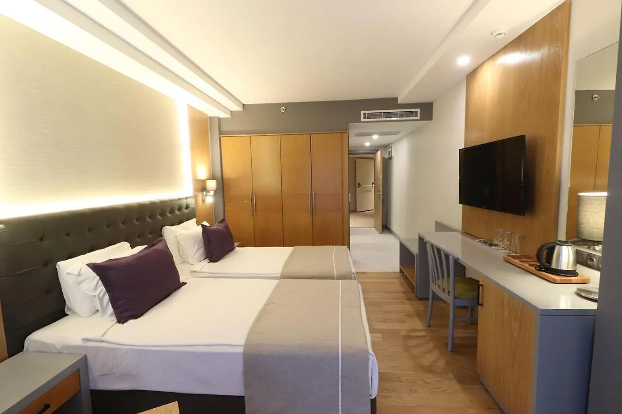 Hotel La Quinta By Wyndham Bodrum